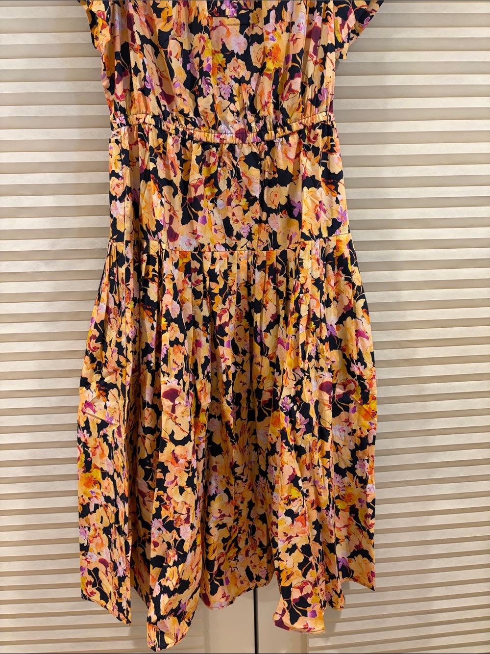 NWOT Ulla Johnson Floral Midi Dress with Orange & Pink Blooms, Size US 6 - Picture 4 of 9